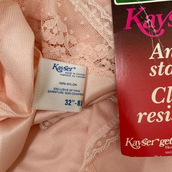 Vintage - NWT Pastel Peach Lace Trimmed Tank Top Fairycore Mermaidcore - Picture 9 of 10